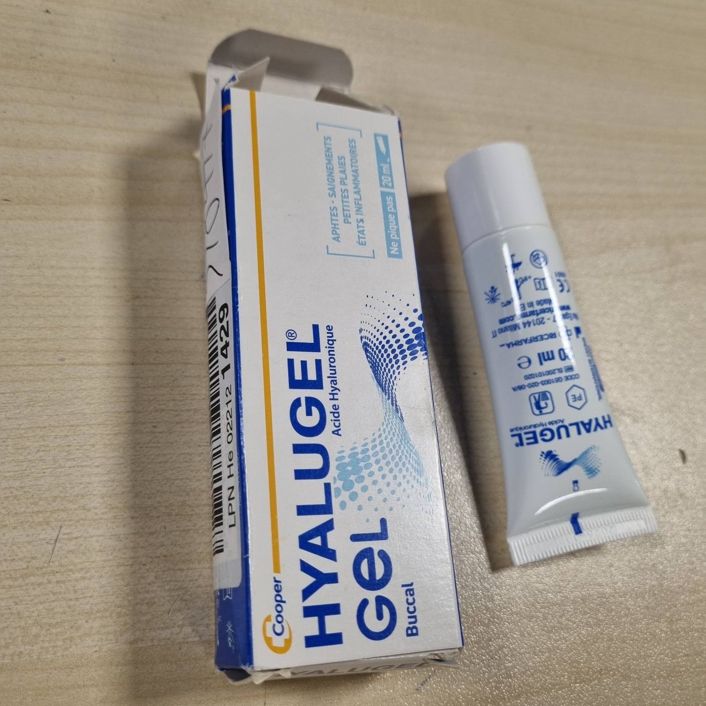 318497 - HYALUGEL Xhel Oral Plagë Aftoze Plagë të Lehta Gjendje Inflamatore (Gjakderdhje) Acid Hialuronik Shije Mente-Limoni Tub 20 mL