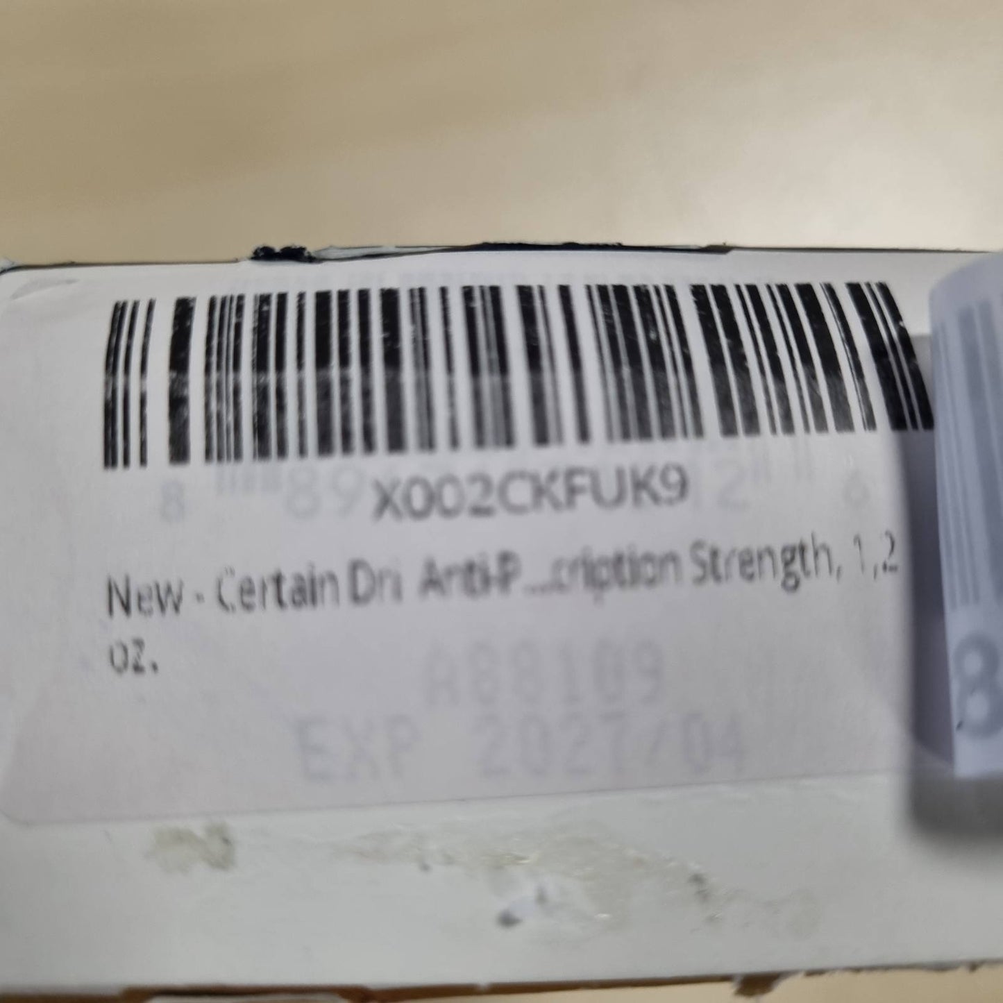 318581 - CERTAIN Dri ★ Anti-djersitje, Roll-On, Fuqi me recetë, 1,2 oz.