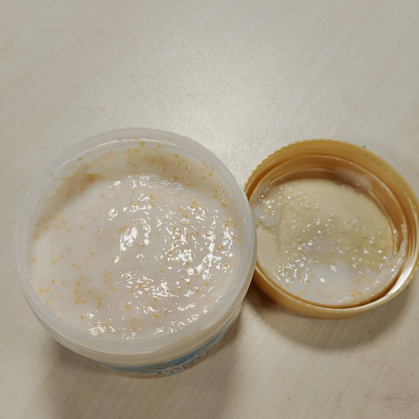 318995 - PANTENE PRO-V Maskë për Hidratim të Thellë dhe Intensiv të Flokëve me Biotinë, 300ml