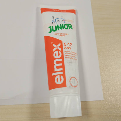 319021 - ELMEX - Pastë dhëmbësh për fëmijë 6-12 vjeç - 75 ml - Mbron dhëmbët e rinj - Ndihmon në parandalimin e demineralizimit - Forcon dhëmbët - Mbron nga kavitetet