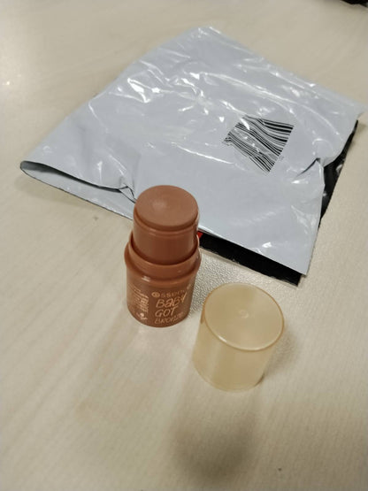 319132 - ESSENCE Shkop Bronzuese Baby Got Bronzu, Bronzuese Natyral, Ndjesi Vese (5.5g)