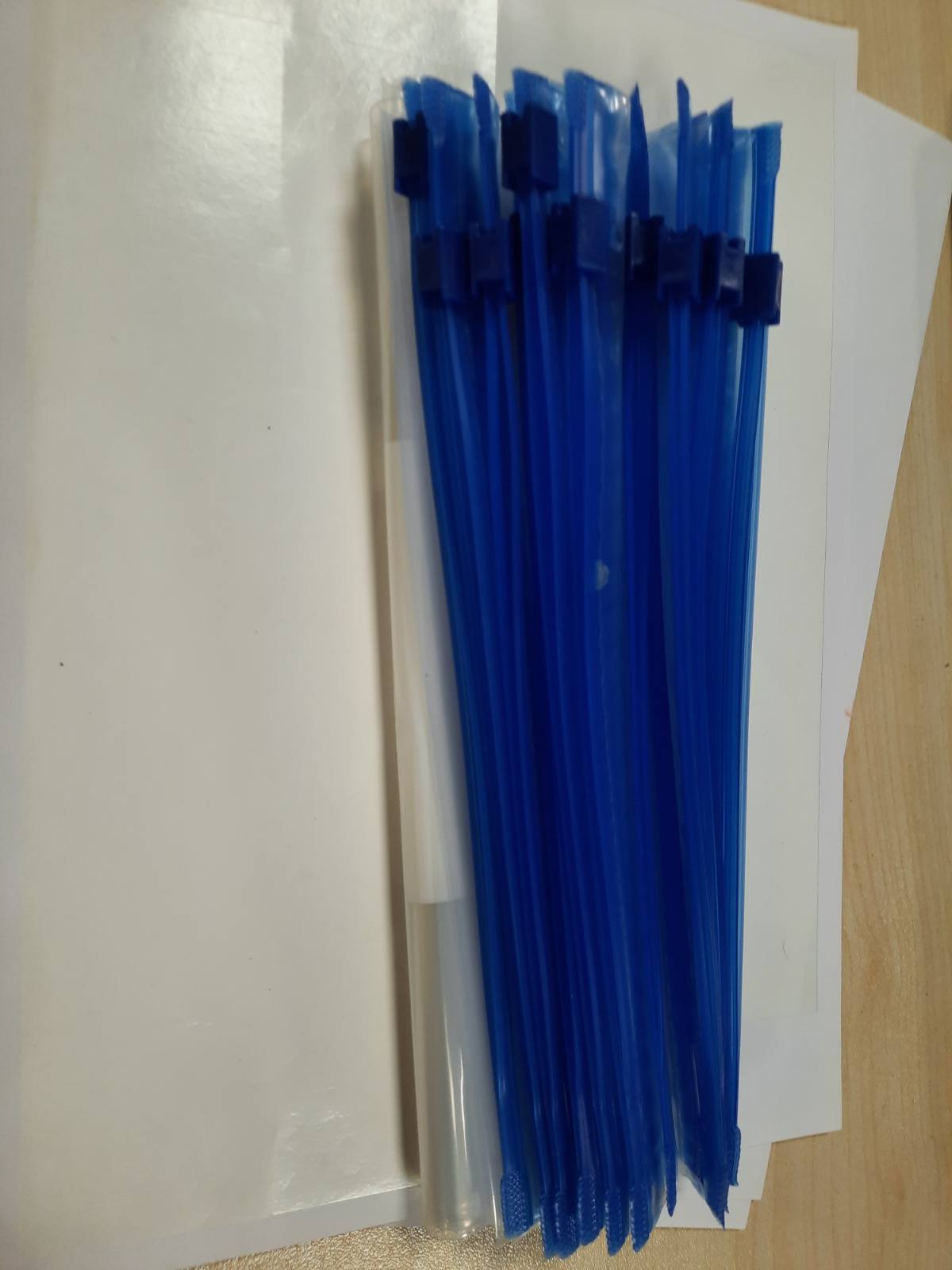 319241 - Amazon Qese ngrirëse me zinxhir, transparente, blu, 1 litër, 20 copë, 1 pako