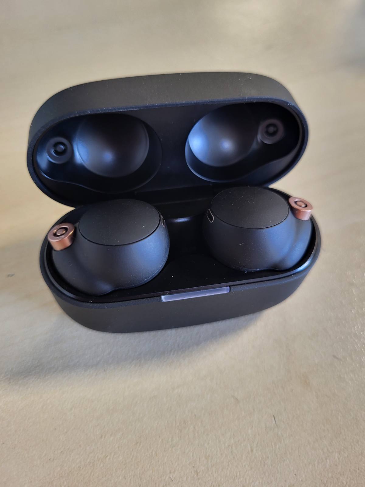 319297 - SONY WF-1000XM4 - Kufje pa tel me anulim zhurme, jetëgjatësi baterie deri në 24 orë, Bluetooth, optimizuar për Alexa dhe Google Assistant, të zeza