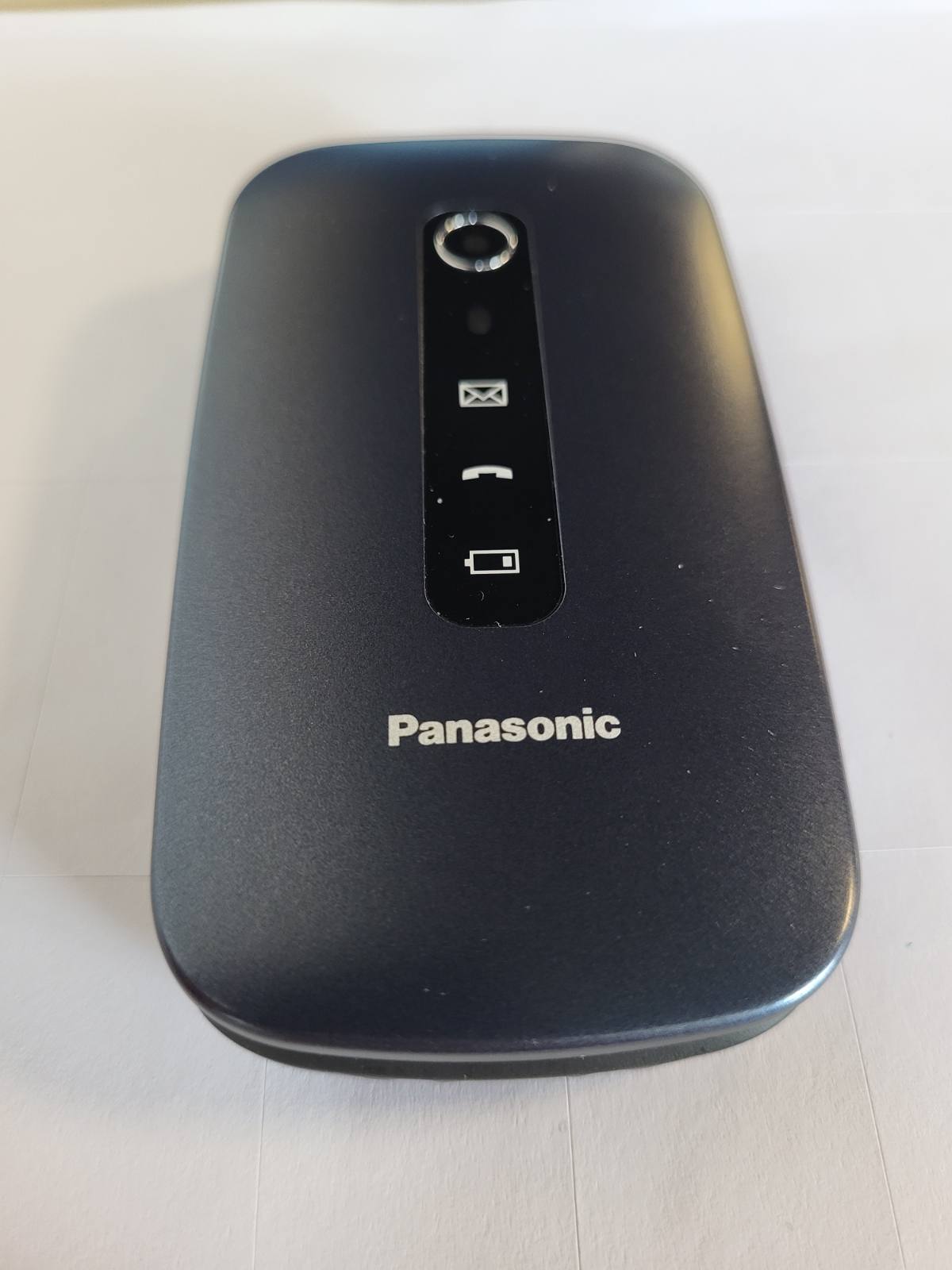 319448 - PANASONIC Telefon KX-TU550EXC me palosje, 4G, kamerë 1.2MP, telefon për të moshuar me ekran të madh 2.8", kohë gatishmërie 300 orë, blu
