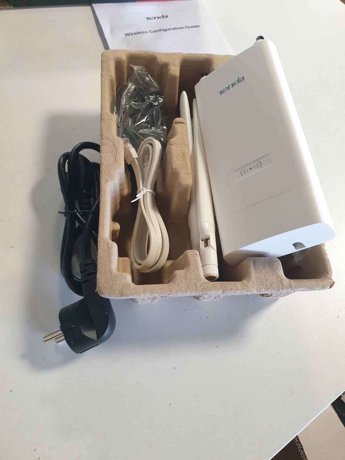 319611 - TENDA OAP1200 AC1200 PIKË QASJEJE WIRELESS GIGABIT PËR JASHTË, ME DY BANDA, 1 PORTË GIGABIT ETHERNET, MBËSHTETJE POE+/POE PASIV, MONTIM NË MUR/SHTYLLË, IP65 REZISTENT NDAJ UJIT, MU-MIMO, MODALITETE AP/PËRSËRITËS