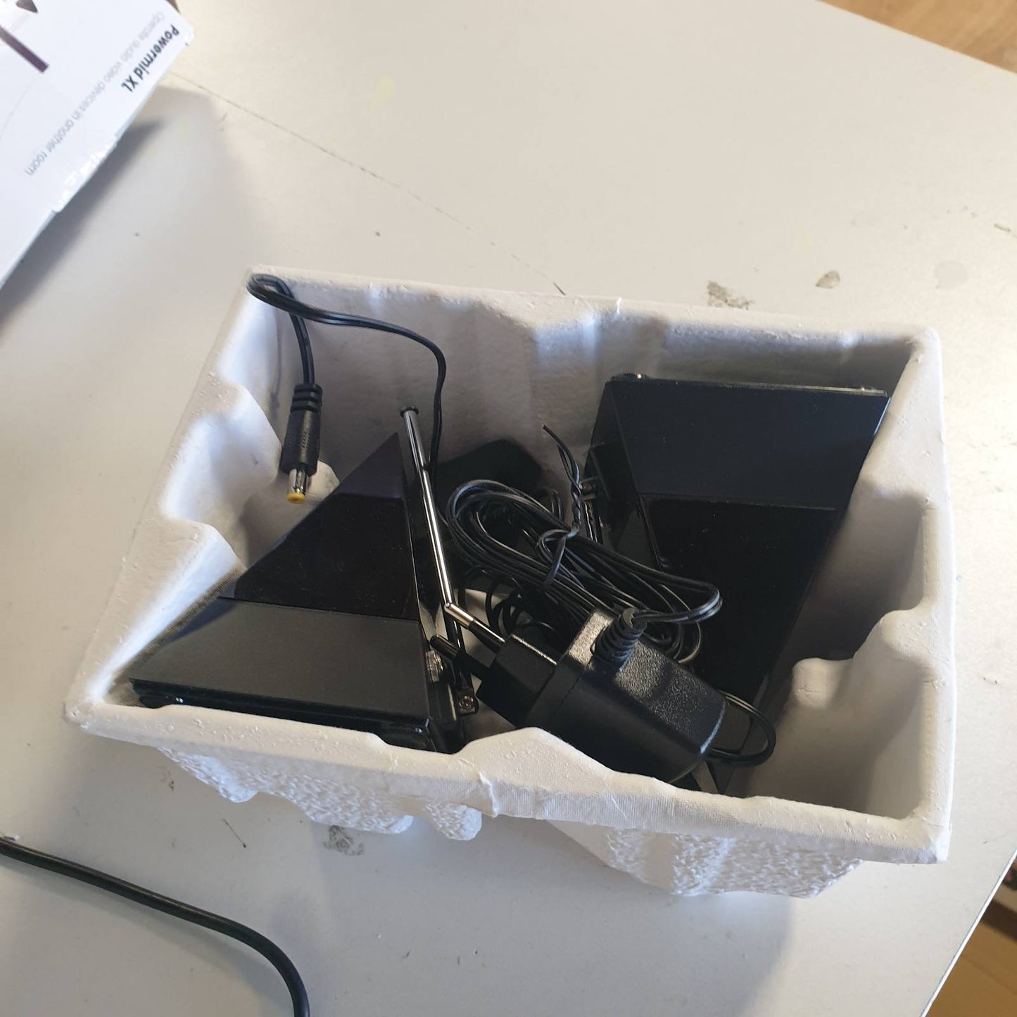 319822 - MARMITEK Zgjerues me infra të kuqe Powermid XL, përsëritës IR për pajisje AV, i pajtueshëm me të gjitha telekomandat