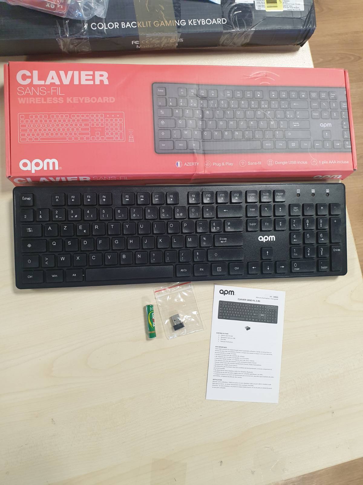 320284 - APM Tastierë pa tel, 2.4 GHz, AZERTY, 105 taste ergonomike, e pajtueshme me PC, laptop, MacOS, Windows, Linux