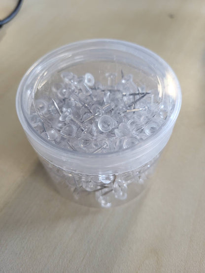 320669 - AMAZON BASICS Pika për gisht, Kokë plastike transparente, Majë çeliku, 200 copë