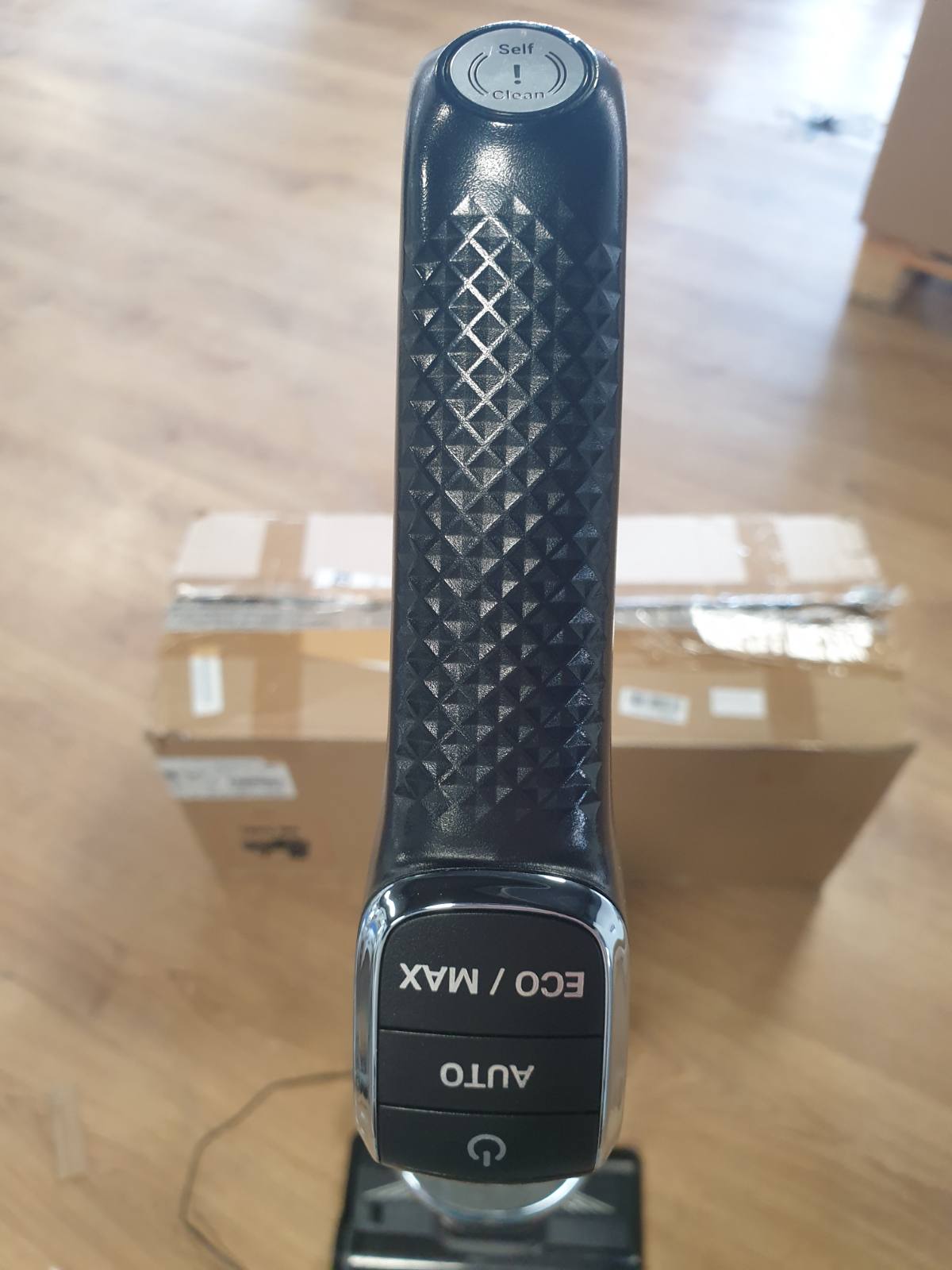 320769 - ROWENTA Fshesë me korrent dhe mop pa tel X-Clean 4, Thithje 50-minutëshe, vetëpastruese GZ5037WO, e zezë