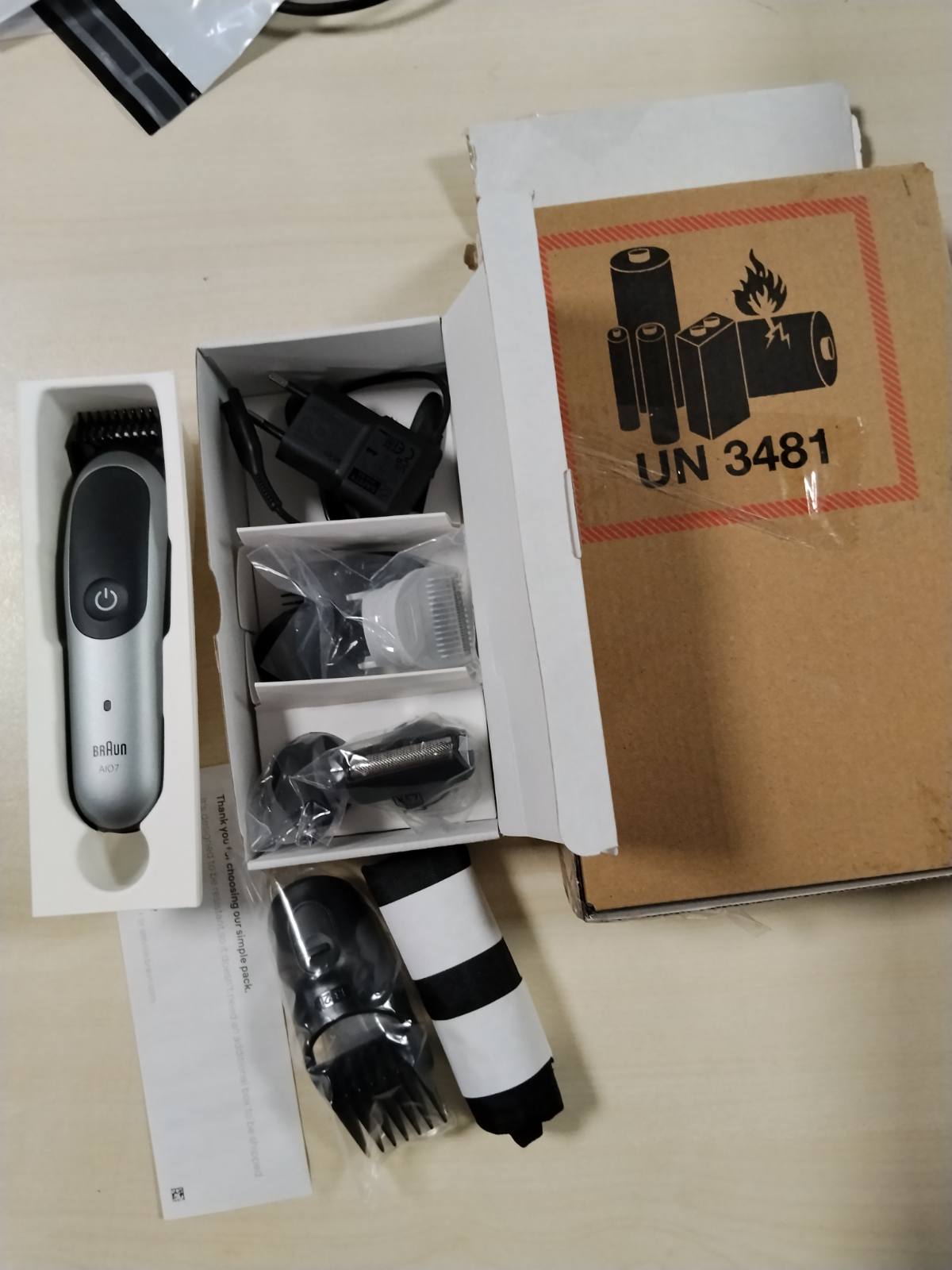 320908 - BRAUN Makinë prerëse Multigroom All-in-One Series 7, 12-në-1, AIO7545, Grau