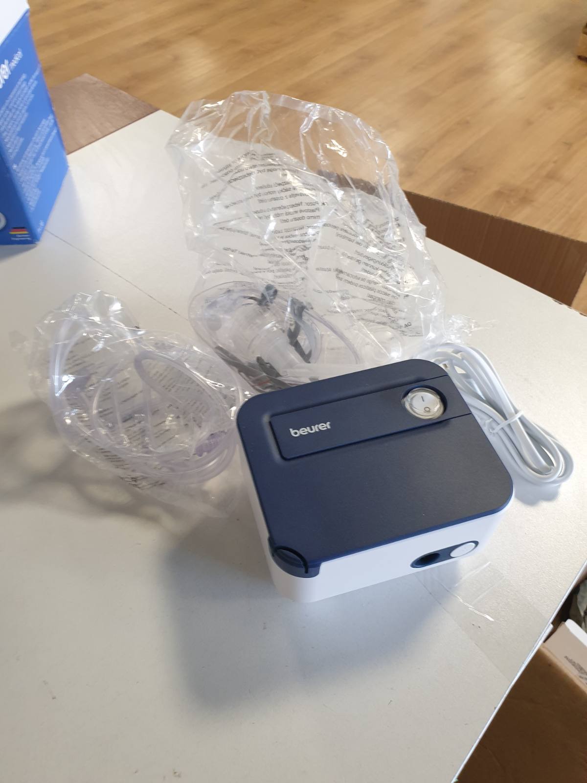 321025 - BEURER Inhalator IH 16, pajisje inhalimi për fëmijë dhe të rritur, për ftohjet dhe sëmundjet respiratore, pastrim i lehtë, dizajn kompakt, ngjyra blu/e bardhë