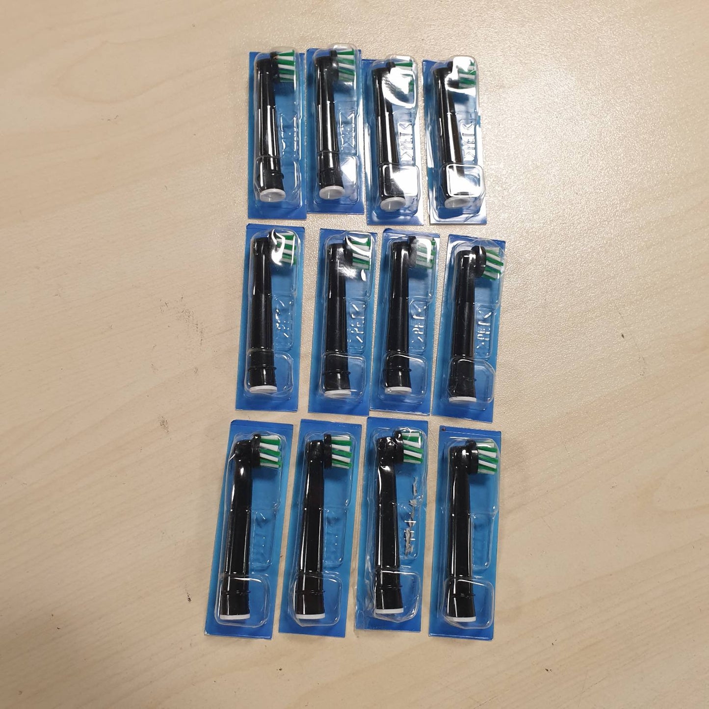 321162 - ORAL-B AUFSTECKBÜRSTEN PRO CROSSACTION - E zezë, 12 pika