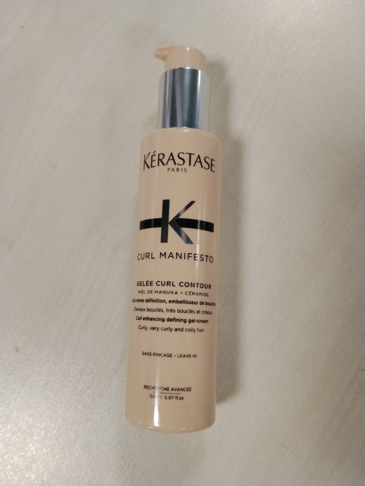 321210 - KERASTASE Curl Manifesto - Curl Contour Jelly, 150 ml, xhel-krem për përmirësimin e kaçurrelave, hidraton dhe përcakton