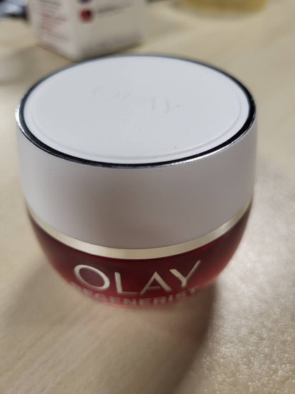 321690 - OLAY Krem për fytyrën Regenerist, kundër rrudhave + forcues, 50 ml