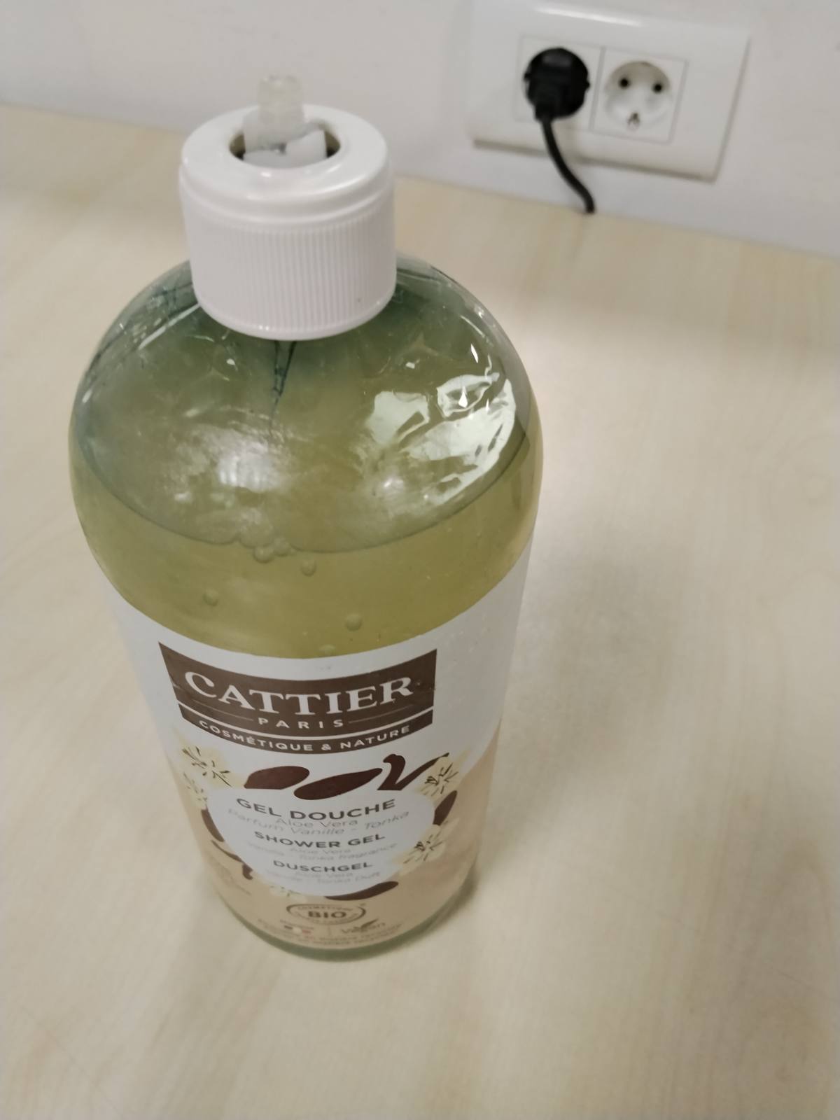321816 - CATTIER - Xhel dushi pa sulfate, me aromë vanilje-tonka - 1L