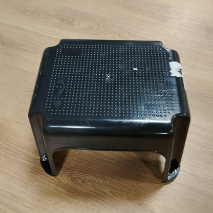 321827 - KEEEPER - Stol me shkallë, i çertifikuar GS & TÜV, deri në 150 kg, 24 cm i lartë, polipropilen, 36.5 x 30 x 24 cm