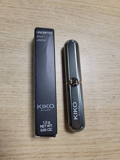 321907 - KIKO MILANO - Unlimited Stylo 14, Buzëkuq Kremor me Efekt të Qëndrueshëm (Deri në 10 Orë)