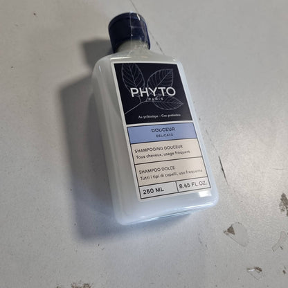 321940 - PHYTO - Shampo i butë - 250 ml - Të gjitha llojet e flokëve - Ribalancon - Mbron skalpin e kokës - Përdorim i shpeshtë - Për të gjithë familjen