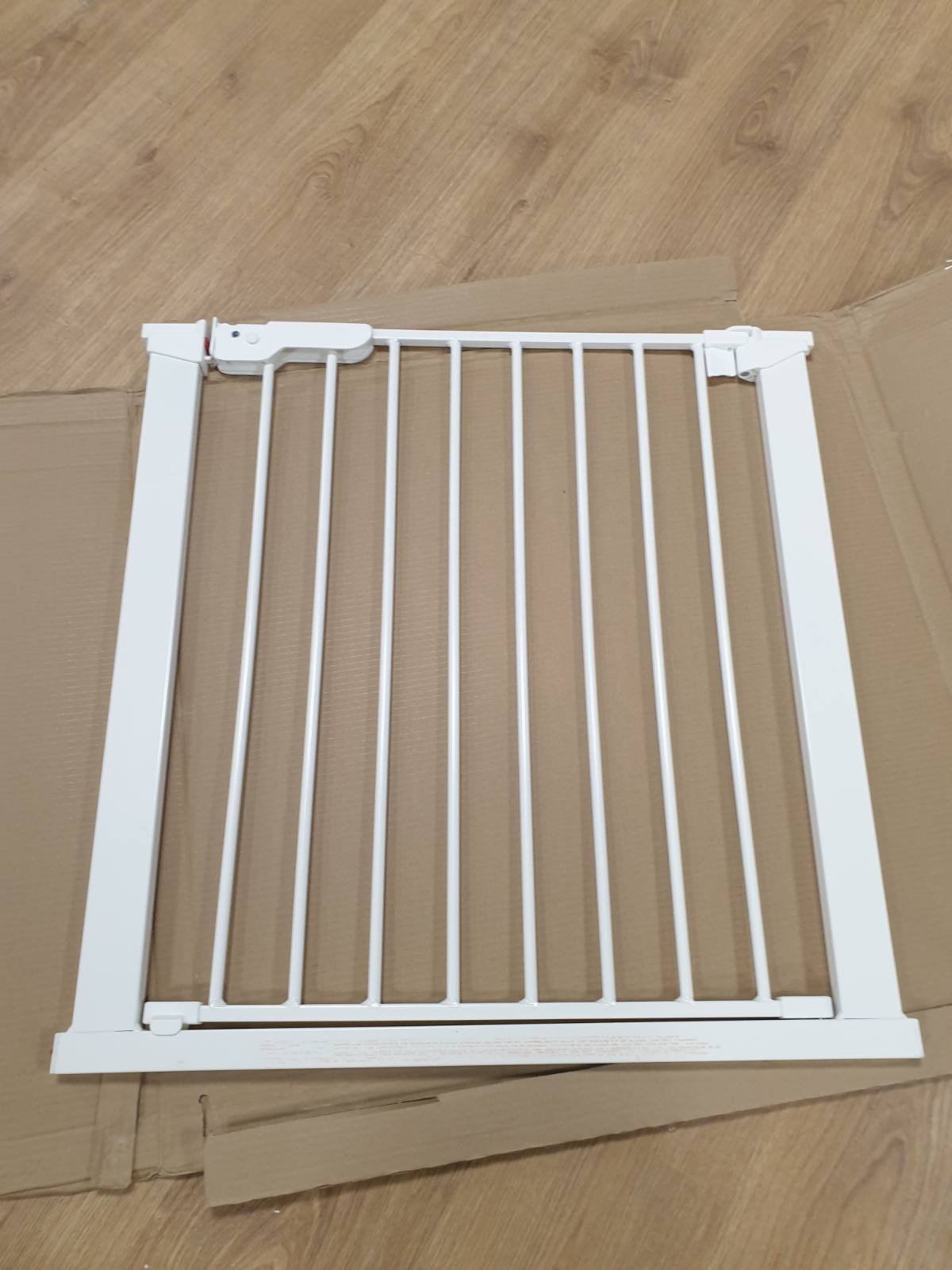 322285 - BABYDAN Premier, Portë Shkallëshe Pa Shpim, 73.5-93.3 cm, Metalike, e Bardhë, Prodhuar në Danimarkë