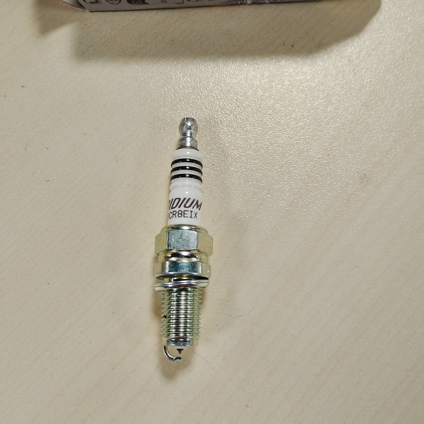 322604 - NGK Kandela DCR8EIX, 3606 | Iridium IX | 1 copë