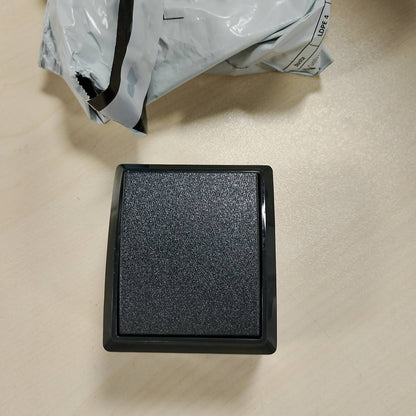 322757 - REV AQUAFORM, çelës me një pol, çelës ndërrimi për vende me lagështirë IP44, i montuar në sipërfaqe, antracit