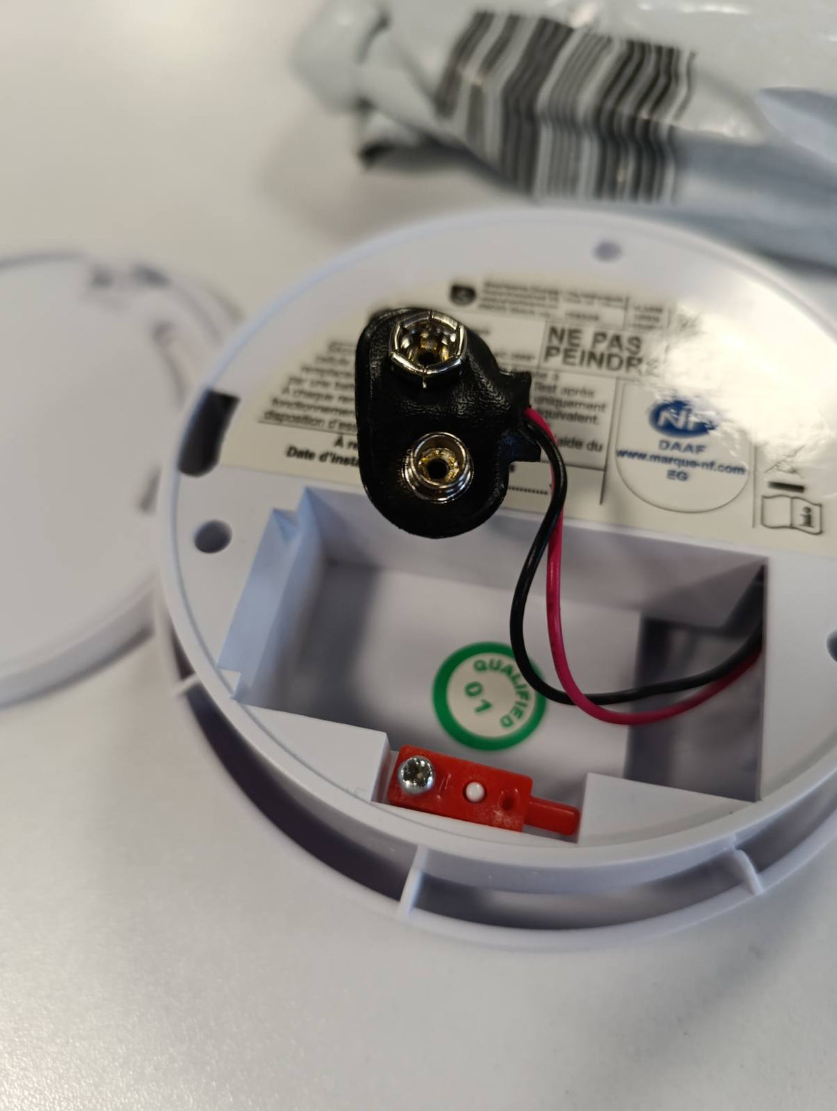 335052 - SMARTWARES FSM-11516 Detektor Tymi - Sensor Fotoelektrik - Bateri e Zëvendësueshme 5-Vjeçare