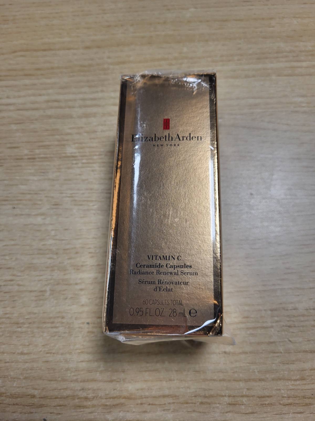 335869 - Serum Elizabeth Arden Vitamin C Ceramide Capsules për Rinovimin e Shkëlqimit, 60 Kapsula