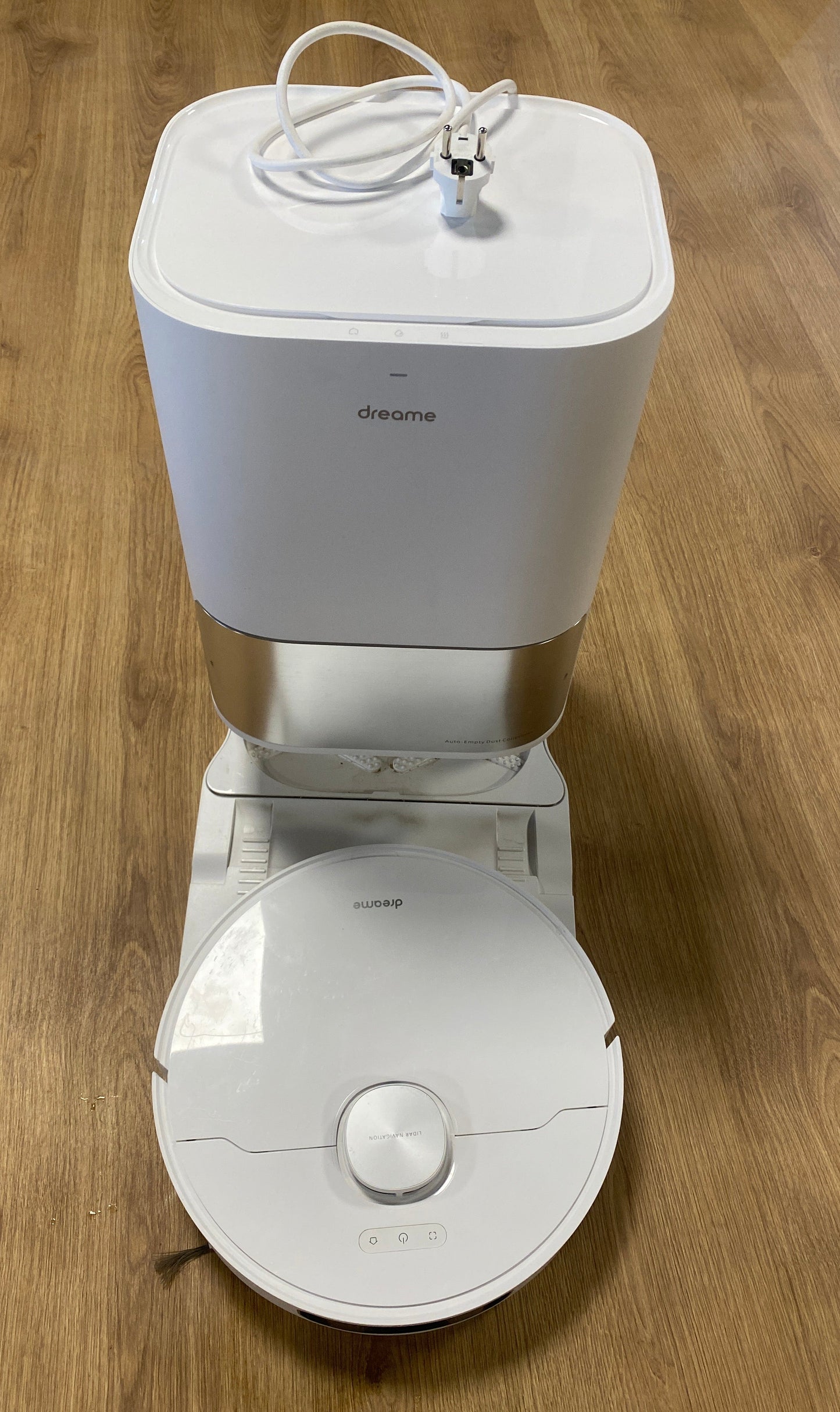 116224 - DREAME L10S Ultra - Fshesë Robotike me Korrent, Zbulim automatik të Pengesave 3D, 5300Pa për Qilima dhe Qime Kafshësh Shtëpiake, Kapacitet Baterie 210m, Kontrollueshme përmes WiFi/APP, Ngjyra e Bardhë
