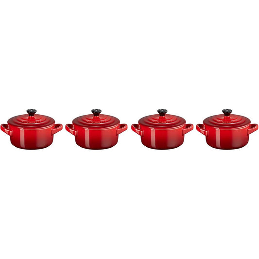 199113 - LE CREUSET - Set 4 Tava Qeramike Rrumbullakë, 10 cm, Kapacitet 200ml, Ngjyra Qershi, Modeli 79212100600100