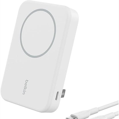 267815 - BELKIN Karikues pa tel BoostCharge Pro 8000mAh me Qi2 (Karkues portativ kompatibël me MagSafe, mbështetëse e integruar, për iPhone 16, 16 Plus, 16 Pro, 16 Pro Max, iPhone 15, etj., i zi)