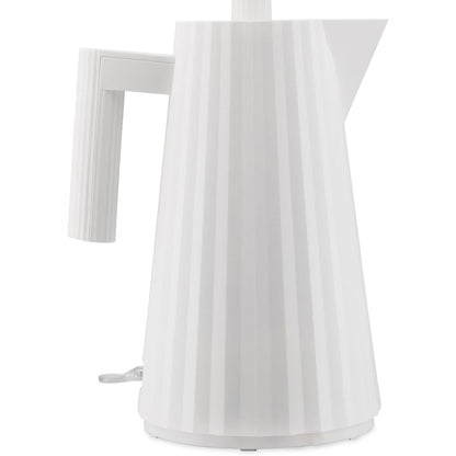 260106 - ALESSI Plissé MDL06 W/UK Çajnik elektrik, rrëshirë termoplastike, Prizë angleze, 2400W, 170 cl, E bardhë
