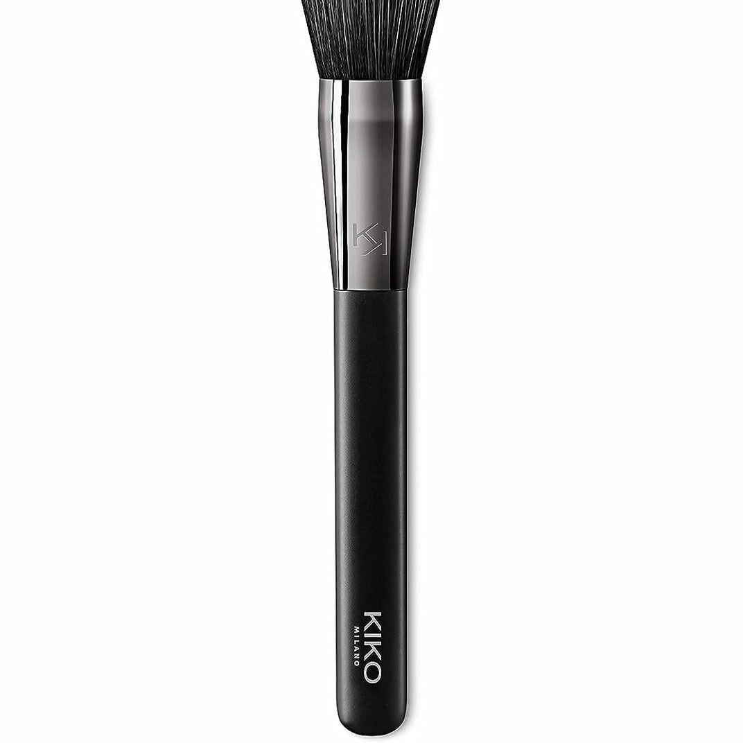 317523 - KIKO MILANO Furçë për Fondatinë Face 04 Stippling, furçë e rrumbullakët për fondatinë të lëngshme ose kremoze, fibra sintetike