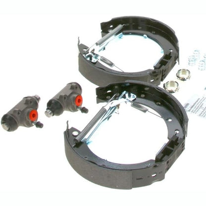 322270 - BOSCH Kit KS554 Super Pro - Kit Frenash për Tamburët e Pasmë, 1 Set i Plotë, 2 Cilindra Rrotash, 4 Goma Frenash