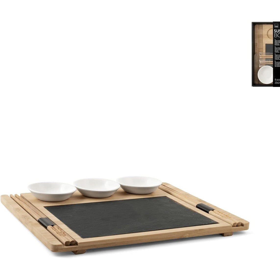 196075 - H&H Set Sushi prej Argjile dhe Bambuku, 24x29 cm – Tabakë, Pjatë Argjile, 3 Filxhanë Porcelani, 2 Palë Shkopinj – i Përshtatshëm për të Gjitha Llojet e Tavolinave