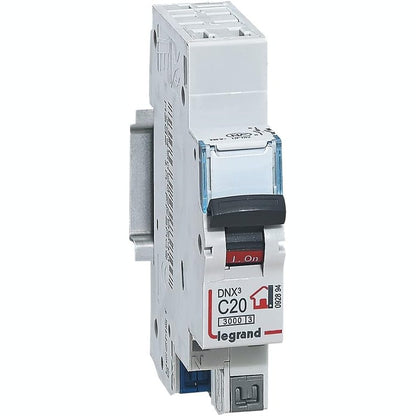 335093 - LEGRAND Ndërprerës Qarkor Fazë + Neutral 230V DNX³, Kapacitet Ndërprerës 3000A, Lakorja C 20A, Terminale Automatike, 1 Modul