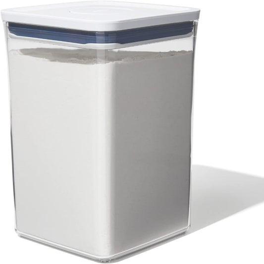 200876 - OXO - Enë Katrore e Madhe për Ruajtjen e Pijeve, Kapaciteti 2.0/4.2L