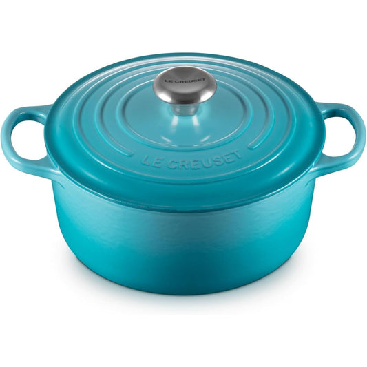 199010 - LE CREUSET Tavë për Pjekje prej Gize të Emaluar Signature, e Rrumbullakët, Madhësia 24 cm, Kapaciteti 4.2 L, Pesha 4.305 kg, Blu Karaibe, Modeli 21177241702430