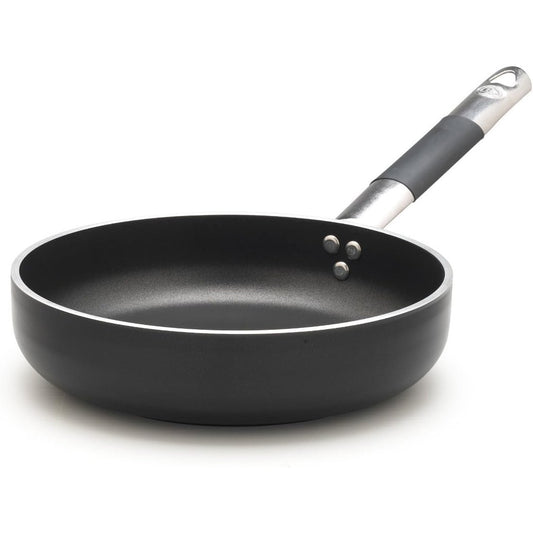 160634 - PENTOLE AGNELLI Tigan i Aluminit ALSC2111SSPIC32 Alblack, Trashësi 5mm, Bazë Induksioni 10mm, me Dorezë Çeliku Inox Tubulare 'Cool', 32cm, Ngjyra e Zezë