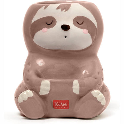 252893 - LEGAMI Mbajtëse stilolapsash qeramike, 9.2x10.4 cm, motiv përtacie, pikturuar me dorë