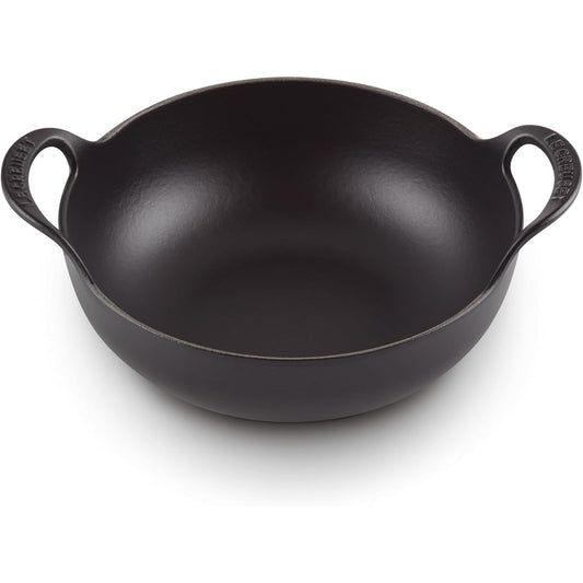 157044 - ENA LE CREUSET Baltë prej Gize, 24 cm, Kapaciteti 2.7 Litra, e Zezë Mat, Modeli 20142240000460