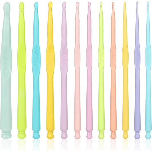 138206 - KALIONE - Set Grepa Plastike për Thurje me 12 Pjesë, Madhësi të Ndryshme 2mm - 10mm, Gjilpërë Thurjeje me Dorezë Ergonomike për Kapele, Doreza, Shalle, Thurje, Modeli 571838_1_e4MEZiwvG