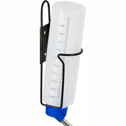 224828 - KERBL PET SHISHE PËR PIJE ME MBAJTËSE METALIKE, SHISHE PËR BREJTËS, 250 ML, E BARDHË TRANSPARENTE, SHKALLË MBUSHJE, TEKNOLOGJI ME DY TOPA