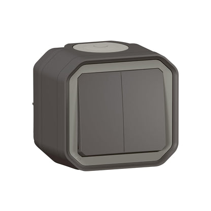 289034 - LEGRAND - Plexo Ndërrues i Dyfishtë, 10A, 250V, IP55, ngjyra antracit, 069775L