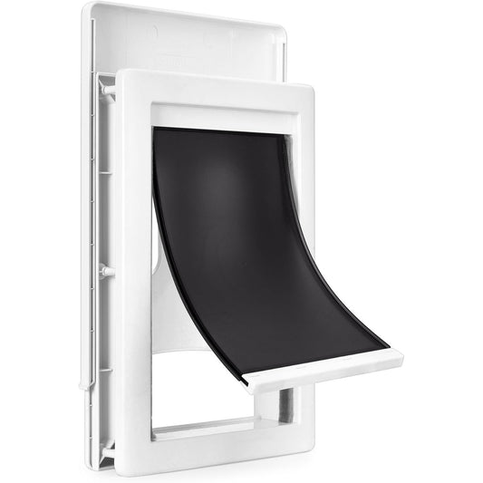 214465 - AMAZON BASICS Derë plastike e rregullueshme për qen dhe mace, madhësi mesatare, 26.7cm x 38.1cm x 9.9cm, e bardhë dhe gri
