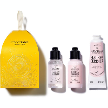 300941 - L'OCCITANE Set dhuratash për Krishtlindje Cherry Blossom House - Xhel dushi 250ml, locion trupi 250ml, krem duarsh 30ml - Prodhuar në Francë
