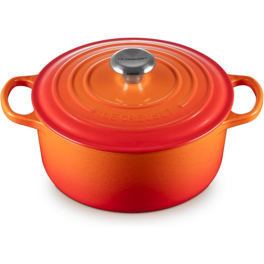 195006 - LE CREUSET Tavë gize Signature me kapak, Ø 24 cm , e rrumbullakët, e përshtatshme për induksion dhe çdo lloj sobe, Kapaciteti 4.2L, 4.305kg, Ngjyra e Kuqe, 21177240902430