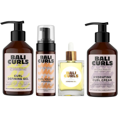 302842 - BALI CURLS Paketa Styling Heroes – rutinë stilimi me 4 pjesë për kaçurrela të përcaktuara, të lëmuara dhe të gjalla – Krem për kaçurrela, Shkumë për Vëllim, Xhel Definues dhe Vaj Lidhës