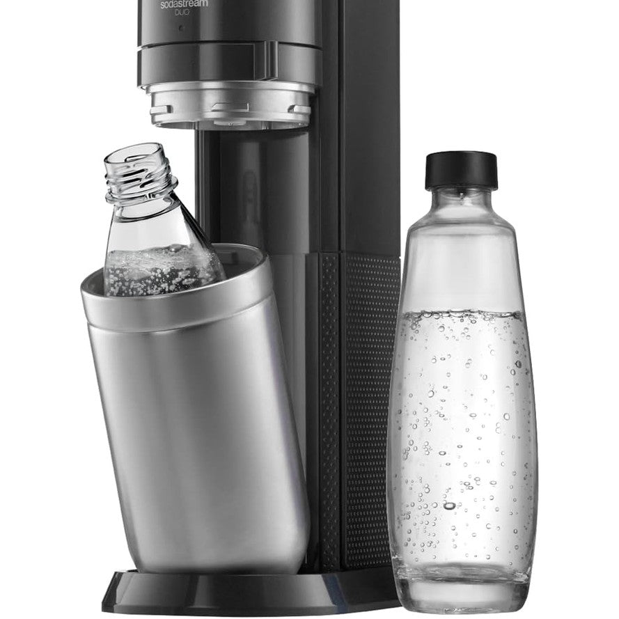 260123 - SODASTREAM Përgatitës uji me gaz Duo; 1 shishe qelqi 1 litër; 1 shishe 1 litër pa BPA; i sigurt për lavastovilje; titan