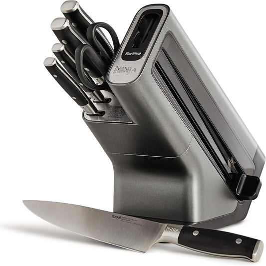 170027 - NINJA FOODI Blloku Thikash StaySharp me Mprehëse të Integruar, Set me 6 Pjesë, Përfshirë Gërsherë Kuzhine dhe Bimësh, Materiali: Çelik Inox, Modeli: K32006EU