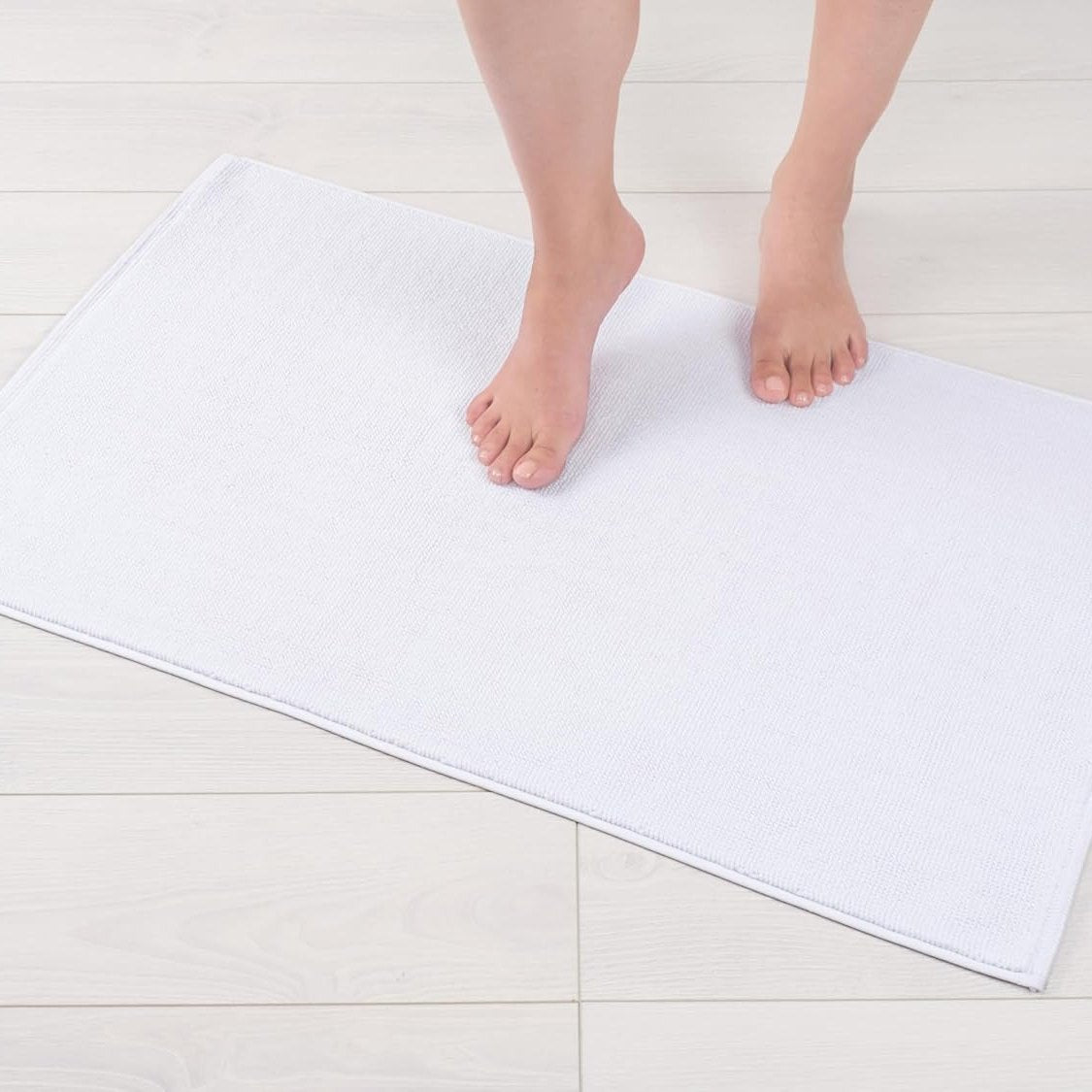 215914 - HAMMETEX Dysheme banjoje 100% pambuk që nuk rrëshqet, 51x86 cm, thithëse, tharje e shpejtë, e larëshme, e bardhë